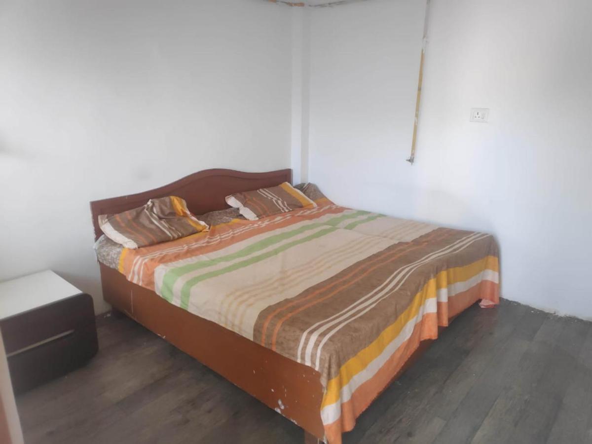 אינדורה Narmada Guest House מראה חיצוני תמונה