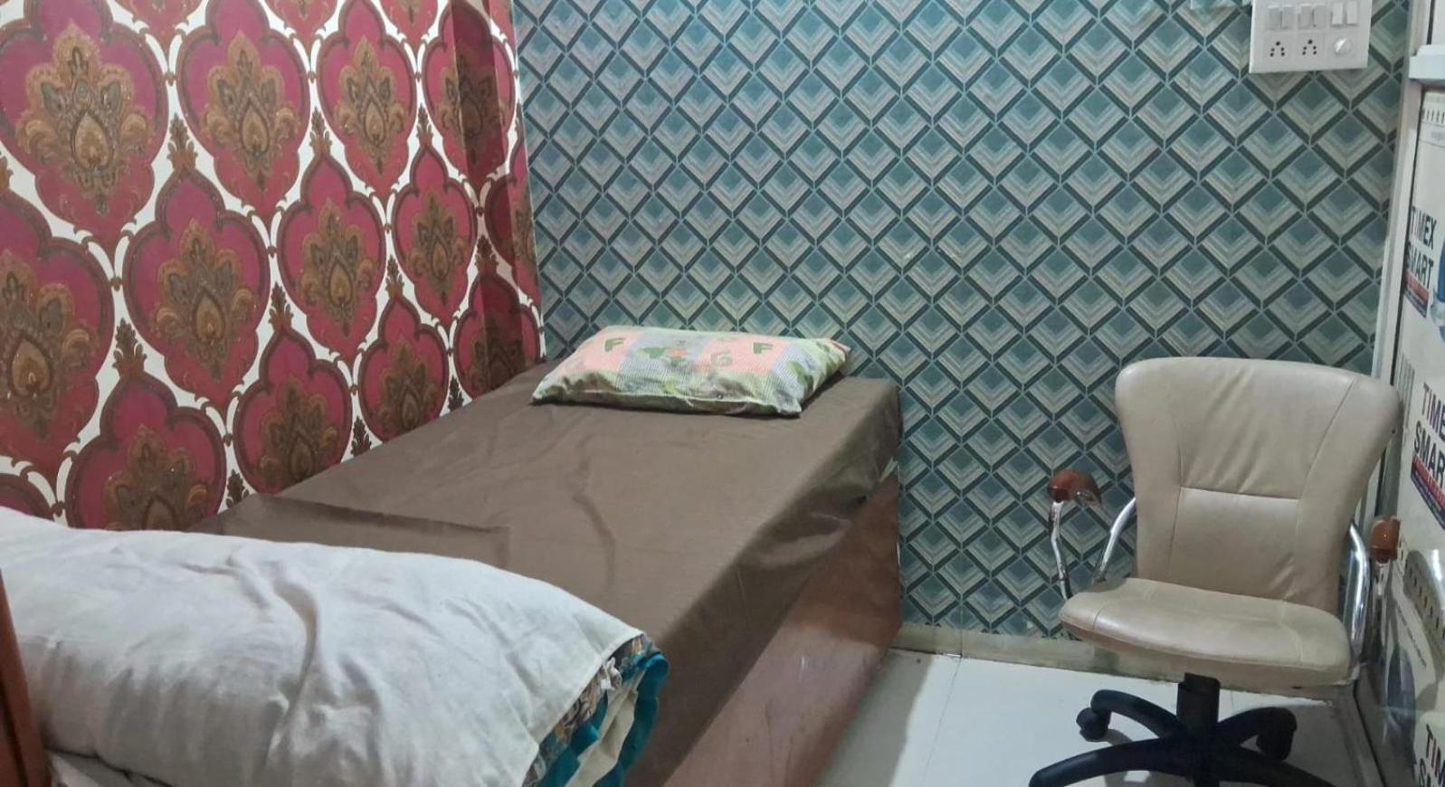 אינדורה Narmada Guest House מראה חיצוני תמונה
