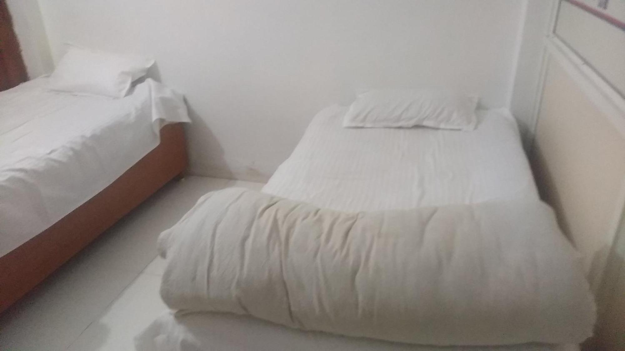 אינדורה Narmada Guest House חדר תמונה