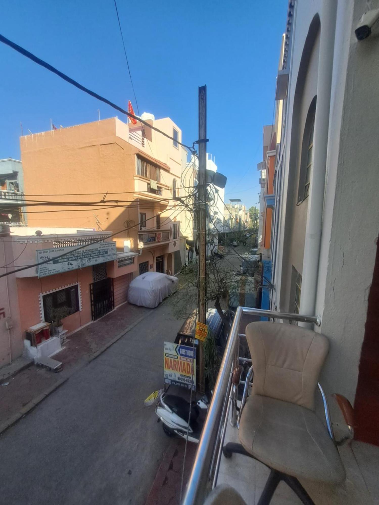 אינדורה Narmada Guest House מראה חיצוני תמונה